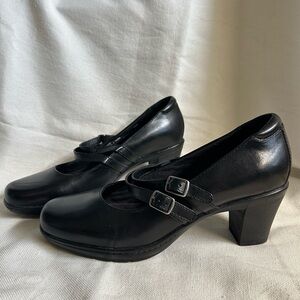 Clark’s Bendables Mary Jane Heels; Double Strap; 2in Heel; Leather; Black - 8.5